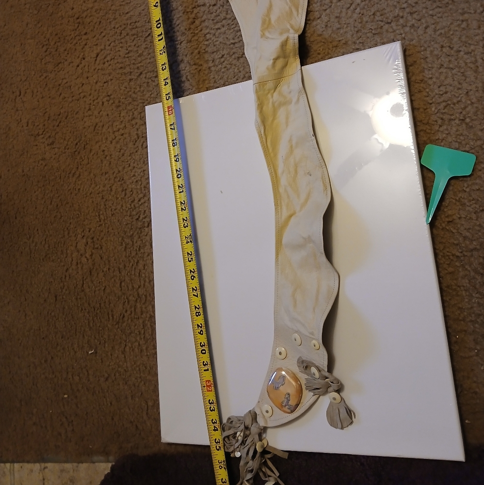 Vintage Tan ( deer or sheepskin) VERY SOFT, maybe NATIVE AMERICAN belt